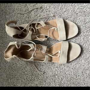 Women’s suede sandals size 7 1/2